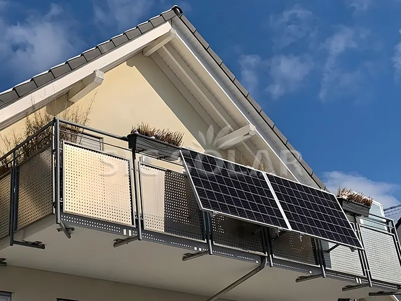 ขายึดระเบียงแผงโซลาร์เซลล์ในบ้าน 1KW ในอิตาลี