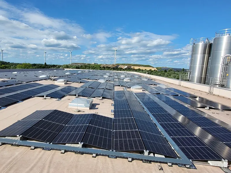 ระบบพลังงานแสงอาทิตย์ติดหลังคาบัลลาสต์ 300KW ในประเทศเยอรมนี